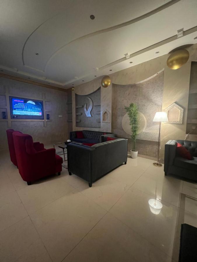 أجنحة ورد للوحدات الفندقية Khamis Mushait Exteriör bild